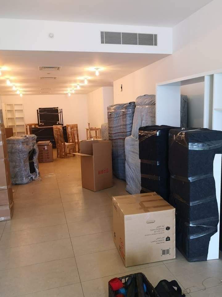 نقل العفش من الدمام إلى البحرين