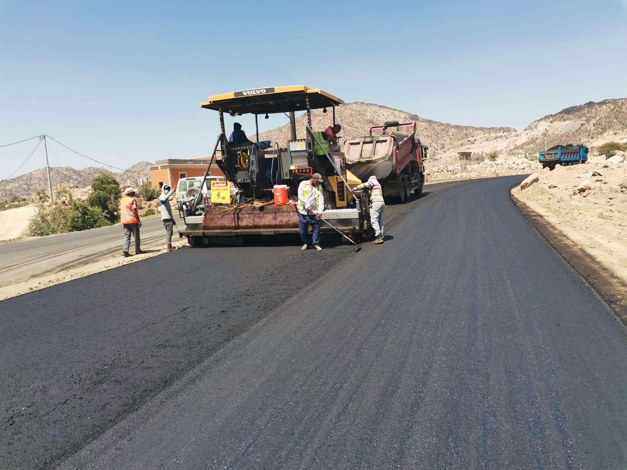 شركات رصف ازفلت في عسير